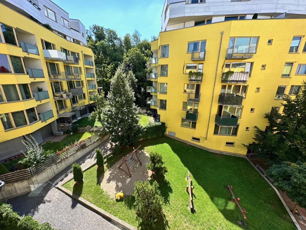 Rezidence Jeseniova Prague Apartment Ngoại thất bức ảnh